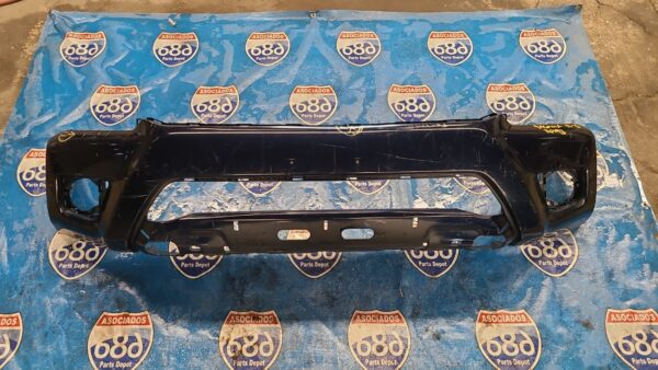Defensa delantera Tacoma 12-15 110193 (bodega)