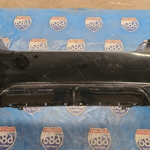 Defensa trasera Camry xse 18-20 B-5649 (bodega)