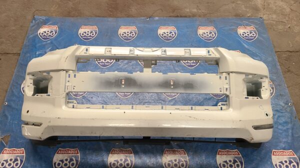 defensa delantera 4runner Limited 14-22 B-2132 (bodega)