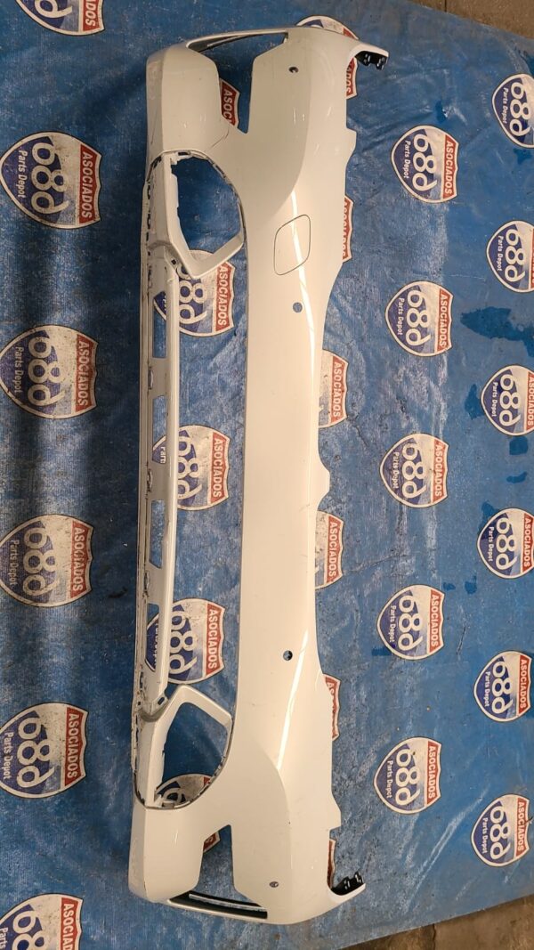 defensa delantera Bmw serie 3 19-22 019909 (bodega)