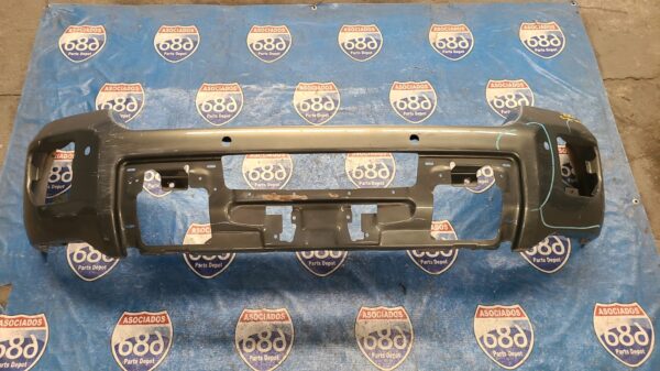 Defensa delantera Sierra HD 15-18 019901 (bodega)