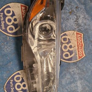 Foco derecho Camry 15-17 019893 rack A2 (bodega)