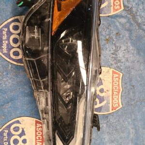 Foco derecho Altima 19-22 019891 rack A1 (bodega)