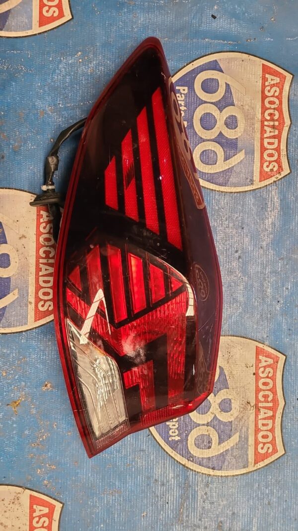 Mica izquierda Elantra 19-20 019880 (bodega)