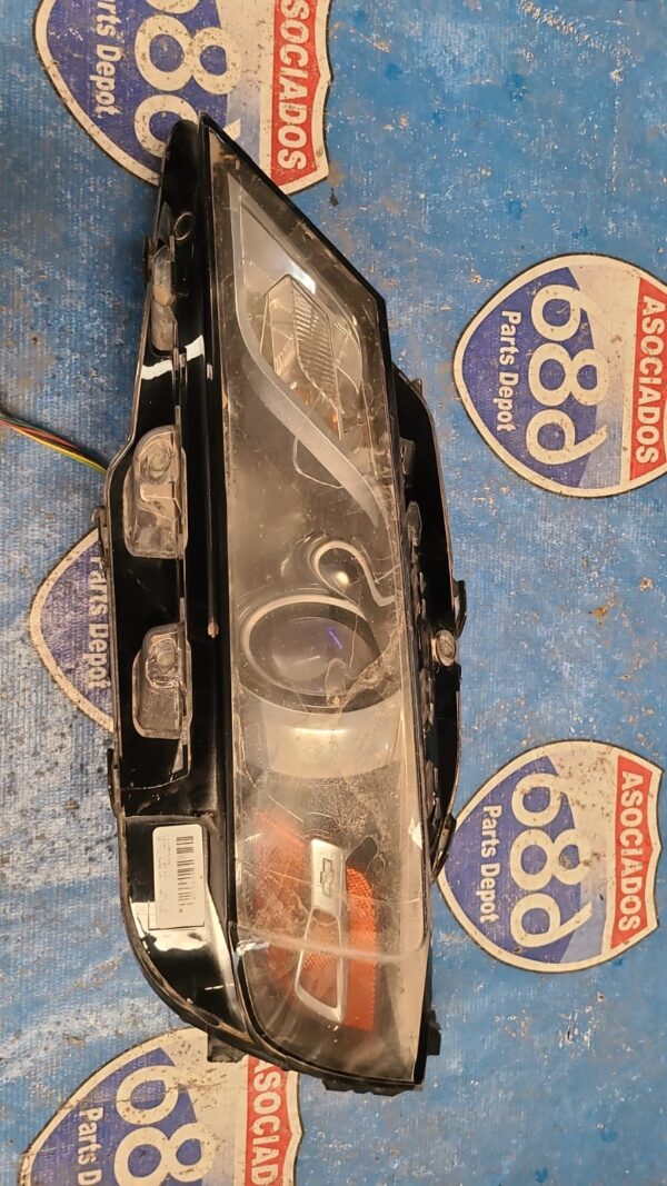 Foco izquierdo Impala 15-18 019781 (bodega) c/detalle