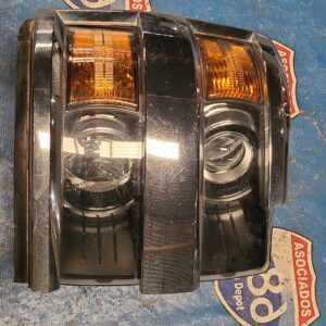 foco derecho Silverado 15-19 02087 rack E2 (bodega)