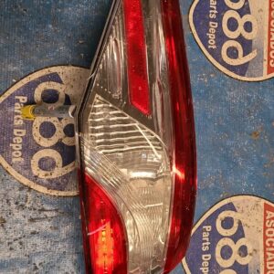 Mica izquierda Camry 18-20 019775 (bodega)