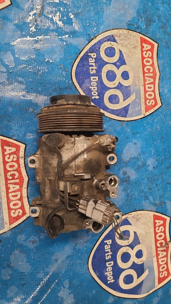 Compresor lexus 06 019807 (bodega)