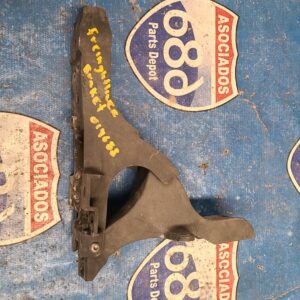 bracket de extensor Freinghtliner 019689 & 019688 (bodega)