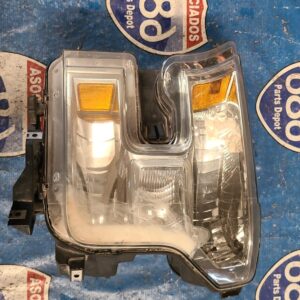 foco izquierdo F150 15-17 150153 rack D2 (bodega)