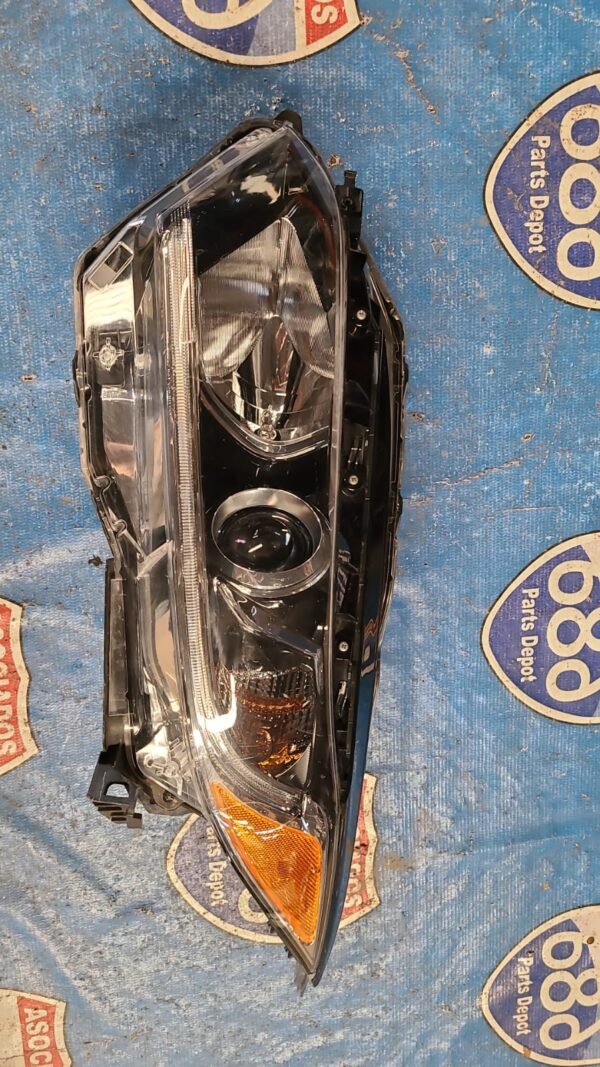 foco izquierdo Hrv 14-20 09686 rack D3 (bodega)