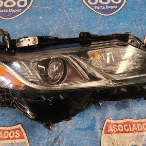 foco derecho Camry 18-19 300930 rack A4 (bodega)