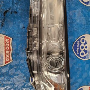 foco izquierdo Highlander 17-19 07705 rack E1 (bodega)