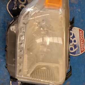 foco derecho Tundra 14-16 07017 rack E2 (bodega)