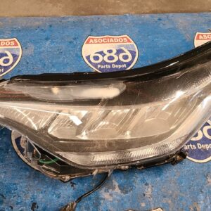 foco izquierdo Ch-r 20+ B-3037 rack E1 (bodega)