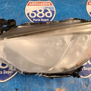 foco izquierdo Yaris 16-19 09B01 rack F1 (bodega)