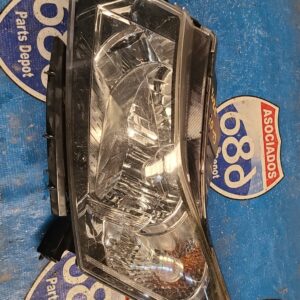 foco izquierdo Cruze 10-15 66111 rack F1 (bodega)