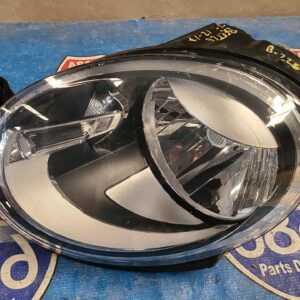 foco izquierdo Beetle 12-17 B-2250 rack F1 (bodega)