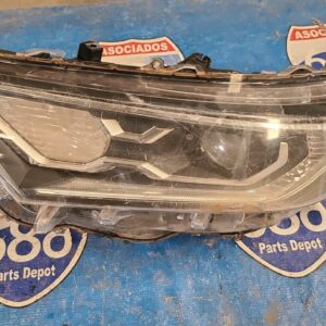 foco izquierdo Rav4 19-20 F-3499 rack F1 (bodega)