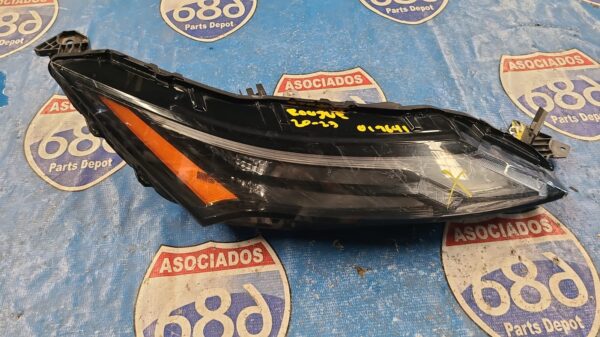 foco derecho Rogue 20-23 019641 (bodega)