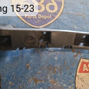 Bracket derecho mustang 2015 019561 (bodega)