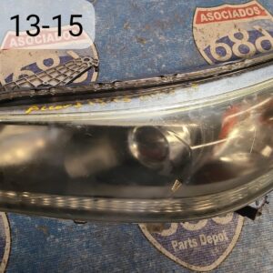 foco izquierdo accord 2013-15 019535 rack B4 (bodega)