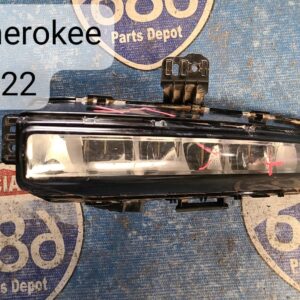 faro de niebla izquierdo grand cherokee 2022 019532 (bodega)