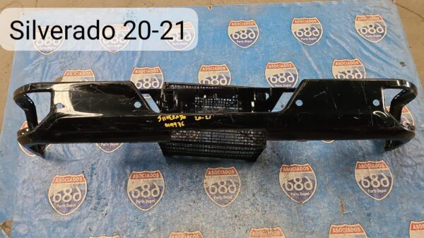 defensa trasera silverado/sierra 2019-22 019476 (bodega)