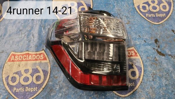 Mica izquierda 4runner 2014-21 019462 (bodega)