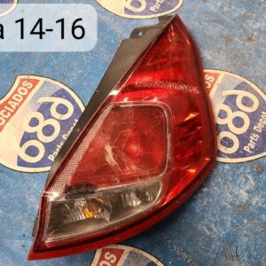 Mica derecha fiesta hatchback 2014-16 019447 (bodega)