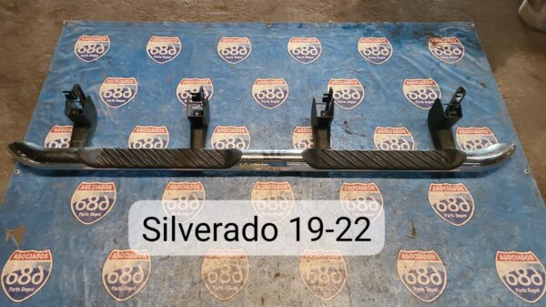 estribo silverado/sierra 2019-22 019426 (bodega)