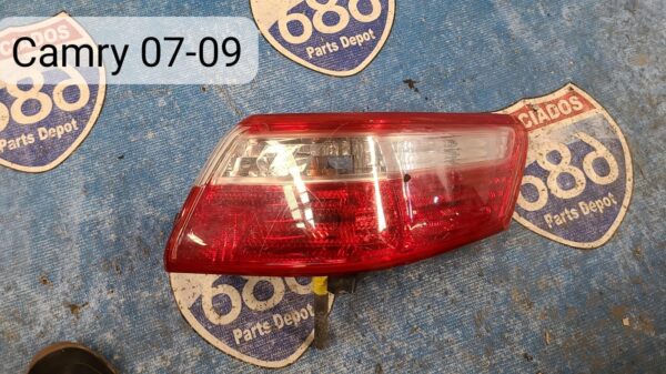 mica derecha camry 2007-09 019387 (bodega)