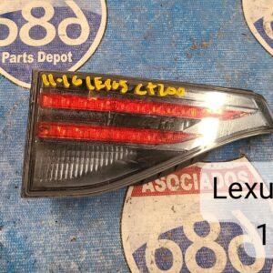 mica de cajuela derecha lexus ct200h 2011-16 019371 (bodega)