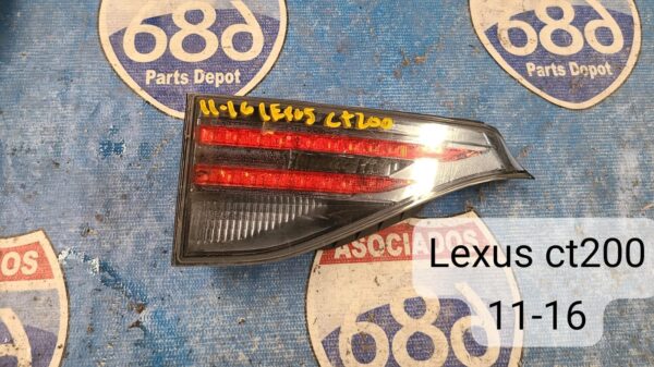 mica de cajuela derecha lexus ct200h 2011-16 019371 (bodega)