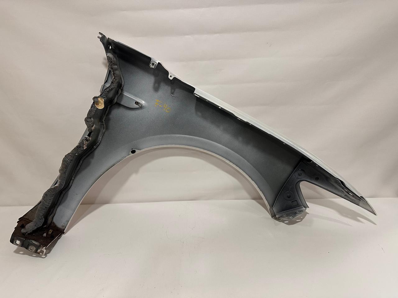 GUARDAFANGO IZQUIERDO LINCOLN CONTINENTAL 2018-2024 OEM