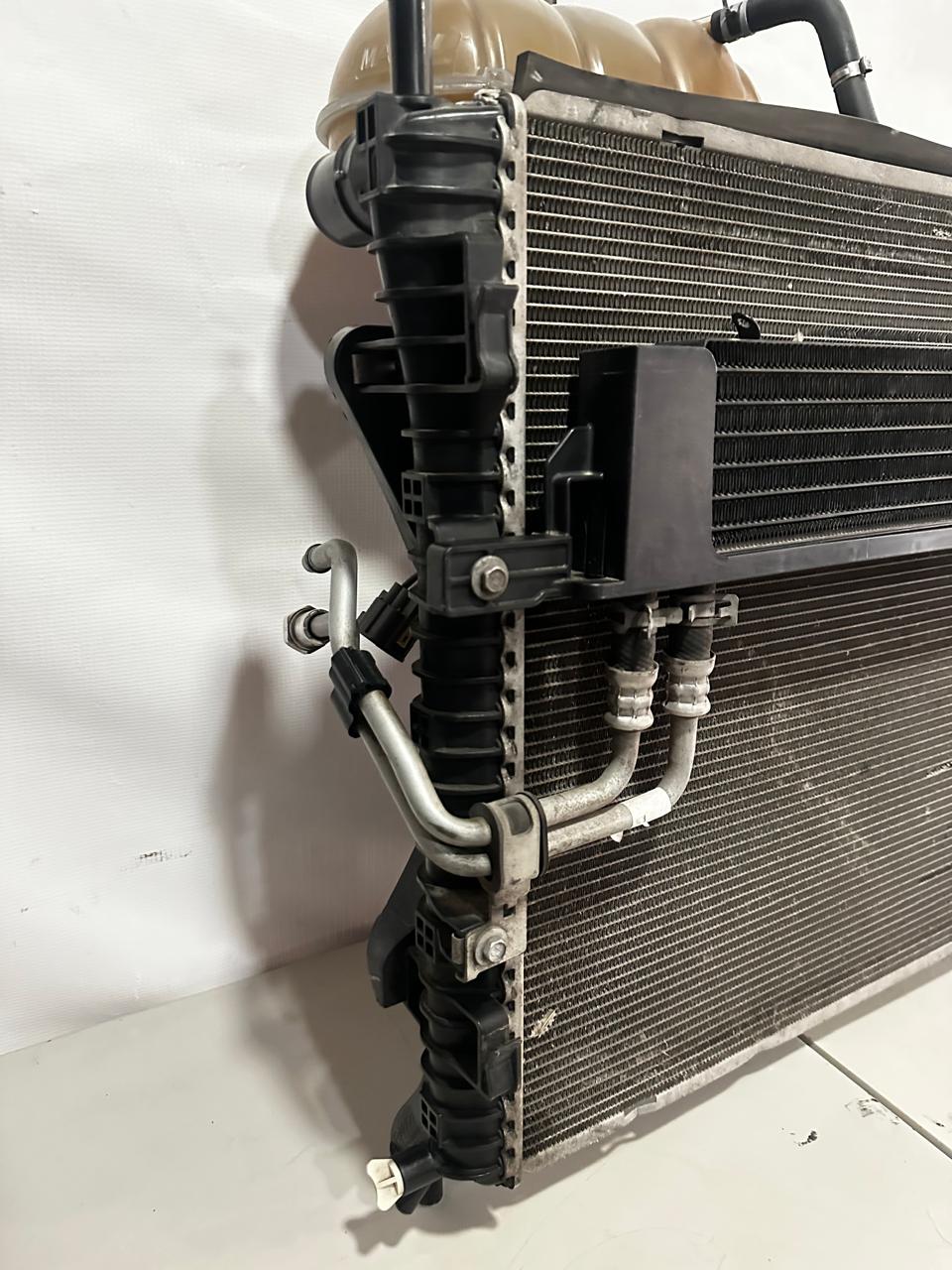 KIT DE RADIADORES DE FORD MUSTANG GT  15-23 5.0