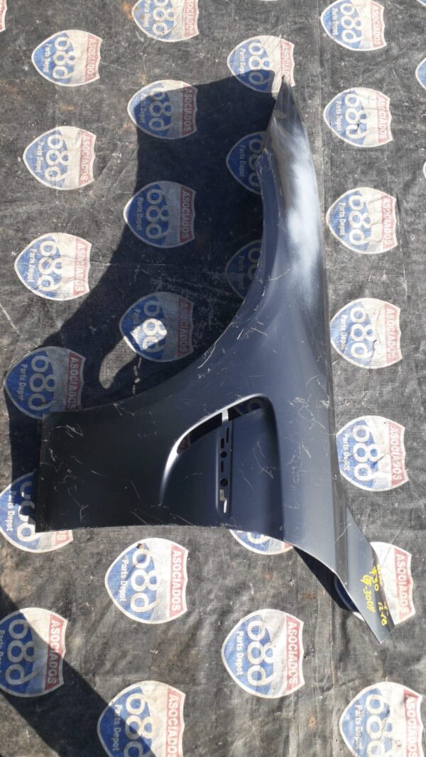 Bmw F30 12-18 -L- G-3004 guardafango izquierdo