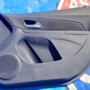 Chevrolet cruze 2015-2016 vestidura de puerta delantera derecha