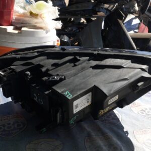 Jetta 19-20 B-5085 foco izquierdo LED (Rack B-2) BODEGA