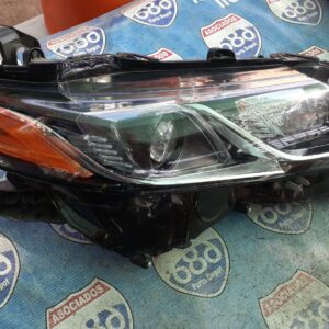 Camry 19-20 B-4620 Foco derecho (Rack C-3 BODEGA