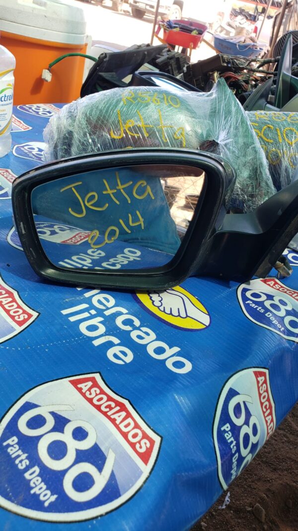 Jetta 2011-2017 retrovisor izquierdo