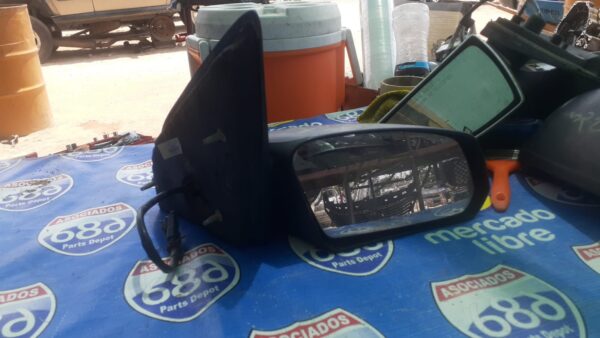 Ion 2003-2007 retrovisor derecho