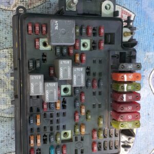 Tahoe/ yukon 1999-2002 5.3 B-0204 caja de fusibles