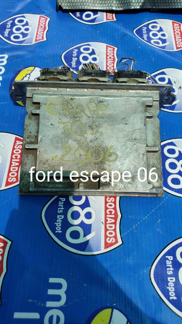 Ford escape 2006 3.0 Computadora