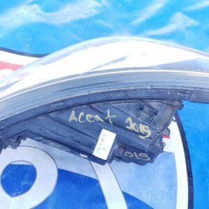 Hyundai accent 2012-2013-2014 foco (faro) derecho