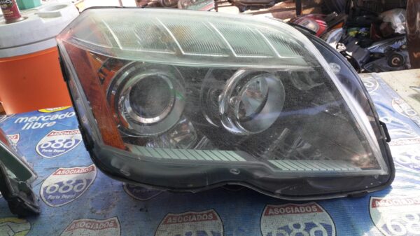 Mercedes GLK 350 10-12 B-3008 foco derecho (Cerco)