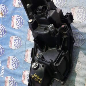 CH-R 18-20 B-9054 foco derecho (Rack A-1) BODEGA