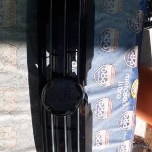 Jetta 16-18 B-5108 parrilla