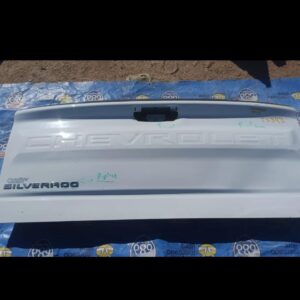 Silverado 19-20 TAPA DE CAJA T3343 (Bodega)