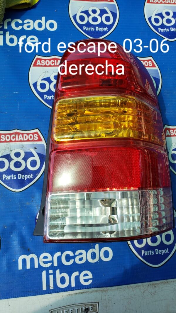 Ford escape 2003-2006 mica derecha